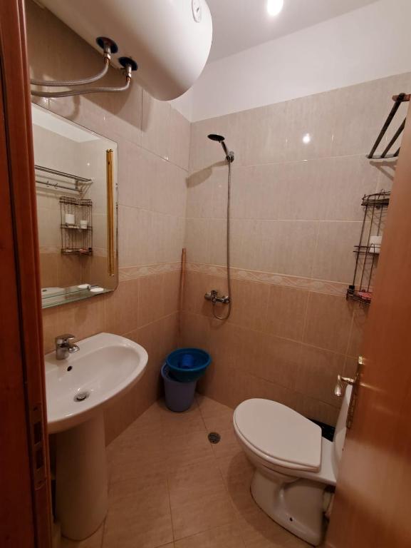 Sea View Studio Apartment Golem - Image 7