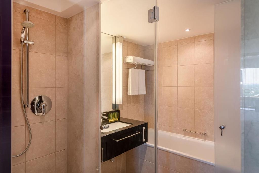 Four Points by Sheraton Munich Arabellapark - Resim 26