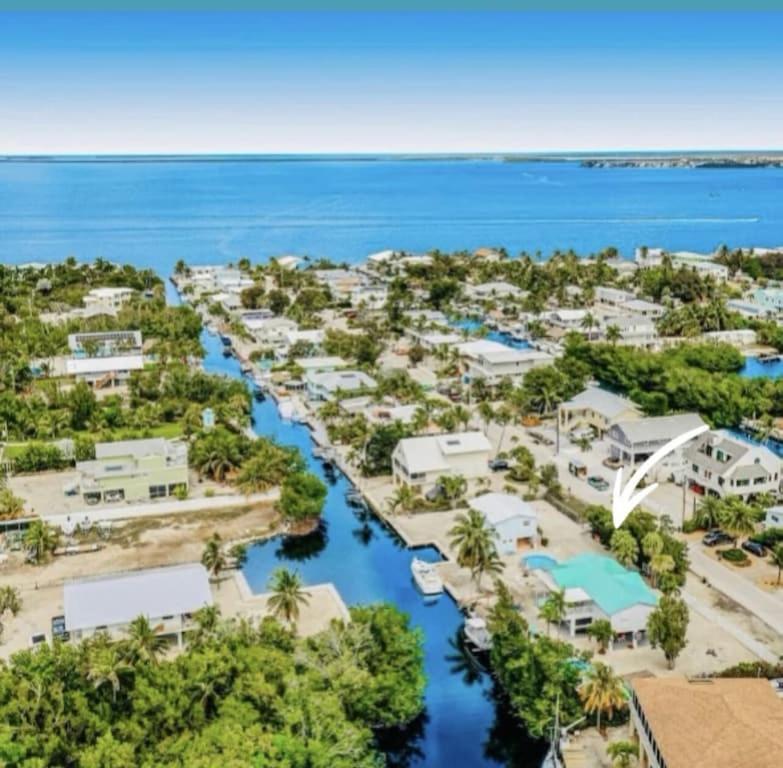 Gallery image of Bayside Key Largo Canal Home with Dock/ Jacuzzi/ Pool. ( Lift not include) in Key Largo