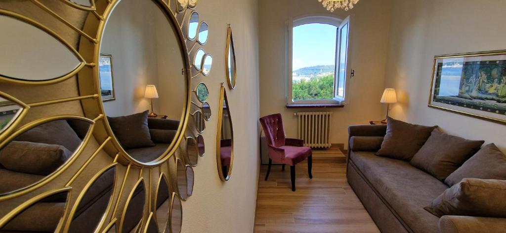 Posezení v ubytování VillaMara Luxury rooms
