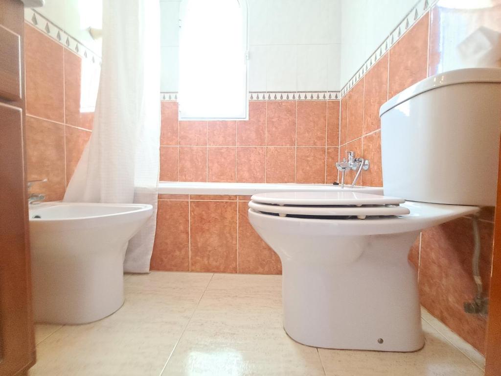 Koupelna v ubytování Apartamento Torremar Natura - Vera Playa Zona Naturista