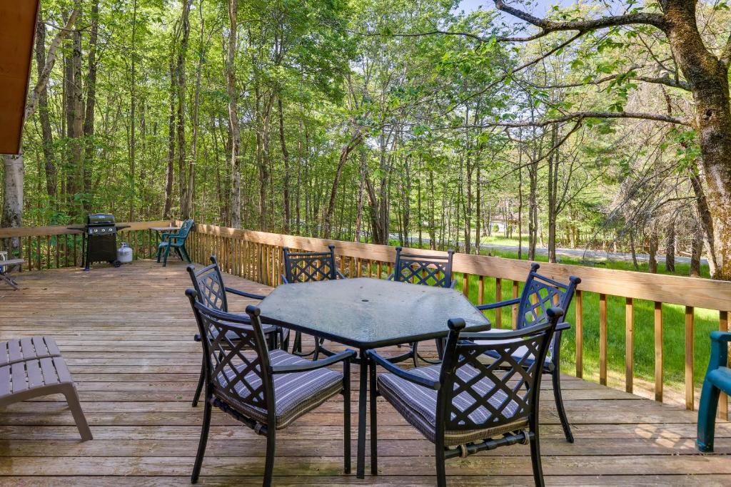 Holiday home Gouldsboro Vacation Rental with Pool and Lake Access!, USA