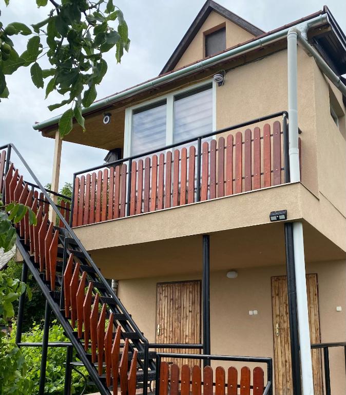 Balkon lub taras w obiekcie Fehér Szőlő Vendégház