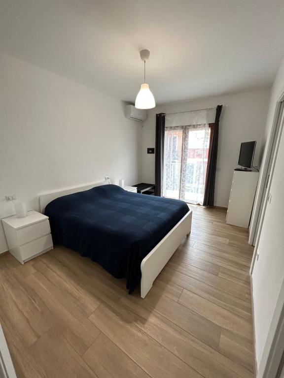 Central Modern Apartment Bari - 19