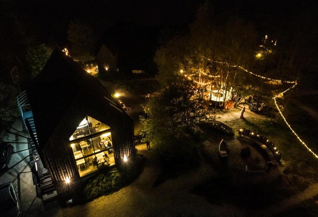 Letecký snímek ubytování PORTAL Village Only Adults