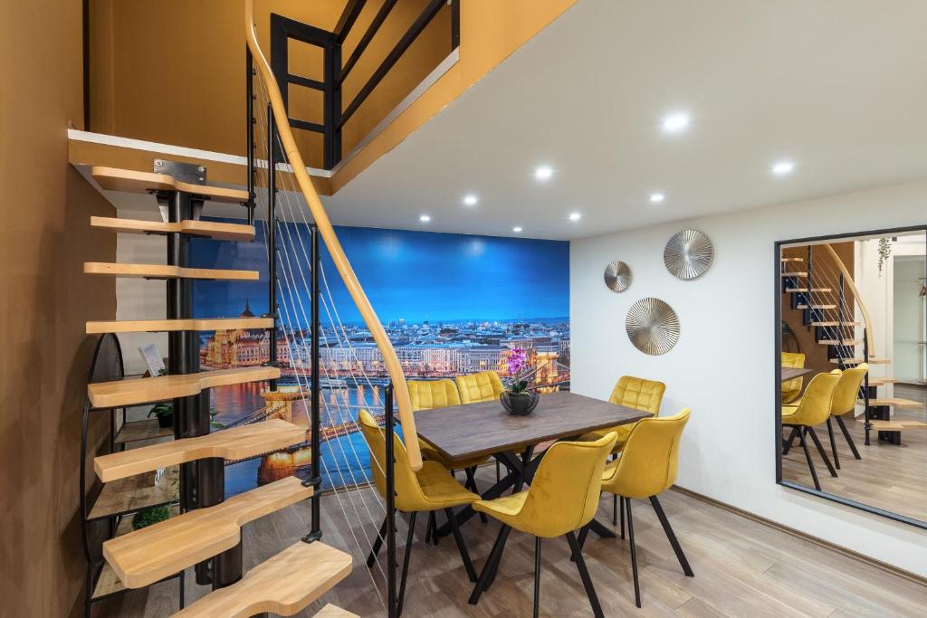 Kazinczy 10 Apartment with 3 bedrooms 1075 Budapest, 10 Kazinczy utca kép - 1