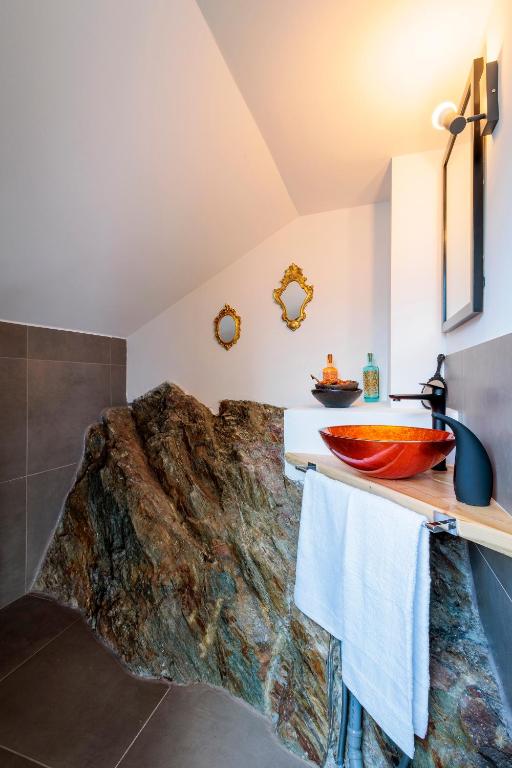 Fotografie z fotogalerie ubytování REVO Apartaments - Gualzi63 the Best View v destinaci Sondrio