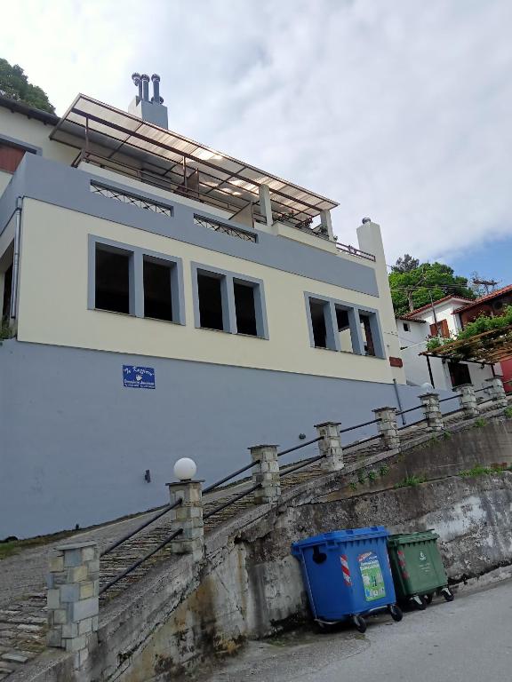 Budynek, w którym mieści się apartament