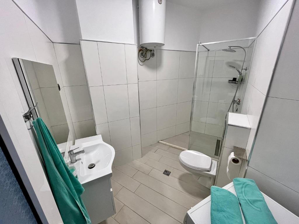 BB Moderne Apartments - Image 7