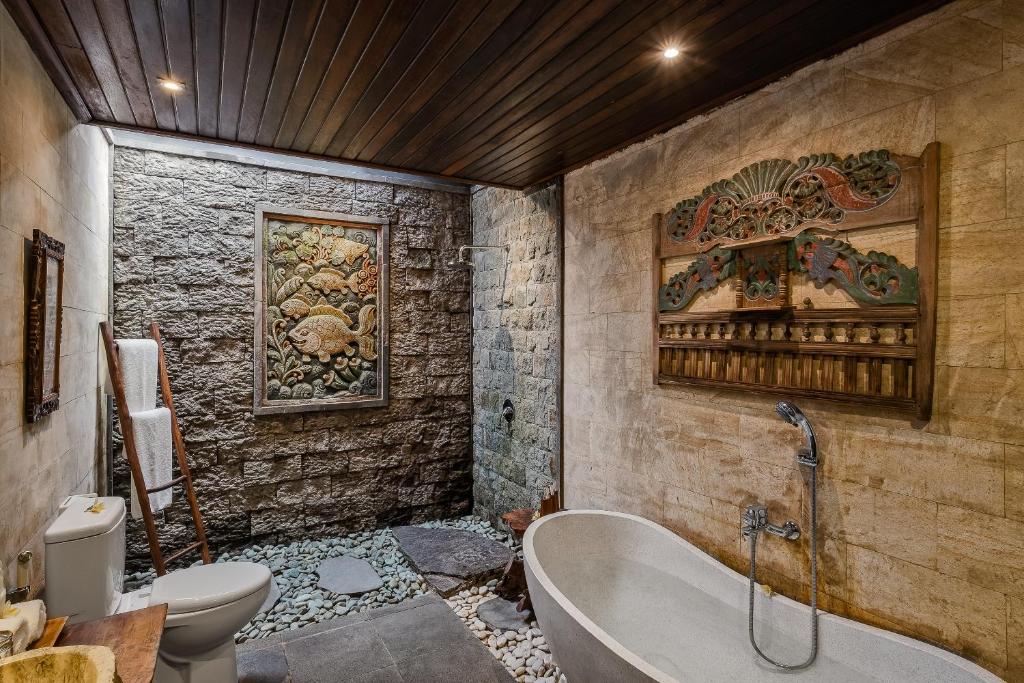 Bagno di Teja Lokha Ubud Villa