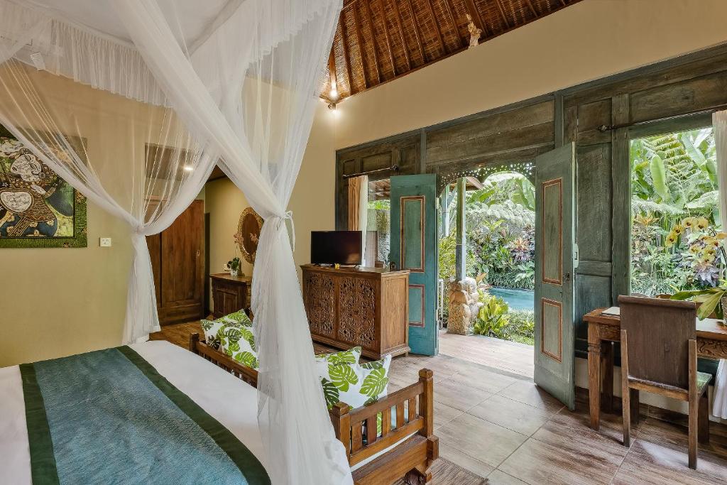 TV o dispositivi per l'intrattenimento presso Teja Lokha Ubud Villa