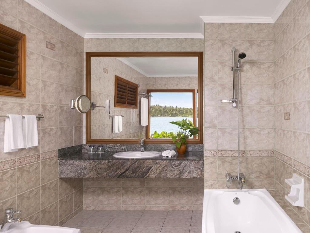 Villa Park Sun Island Resort - 5