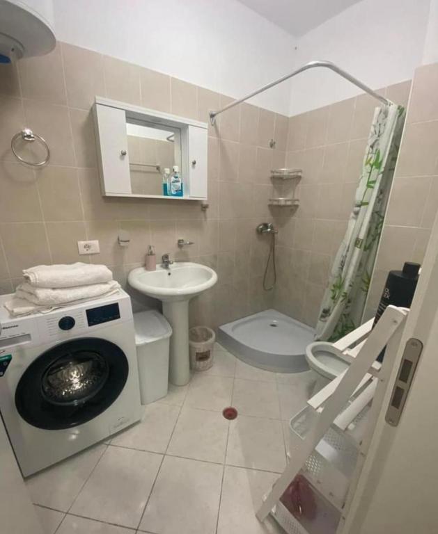 A&K Apartament durres 3 - Image 3