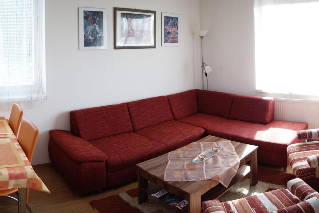 Posezení v ubytování Apartmán IRIS Podhájska