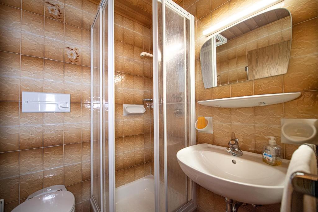 Kúpeľňa v ubytovaní Apartments Jasmin