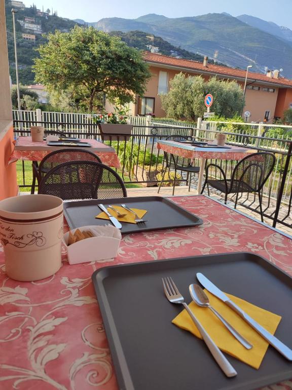 Fotografie z fotogalerie ubytování Albergo Villa Mimosa v destinaci Nago-Torbole