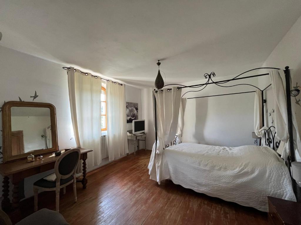 Chambre d'hôte au cœur de la Provence Eygalieres - Double Room With Pool View