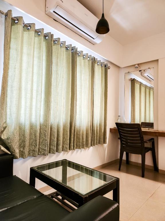 Posezení v ubytování Hotel Rajwada Aurangabad