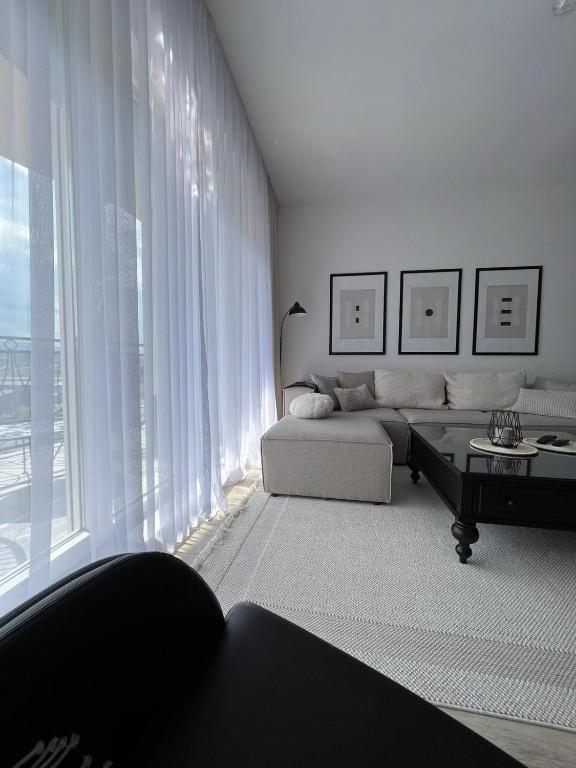 Modern, City/Industrial Style - Appartement De Deux Chambres
