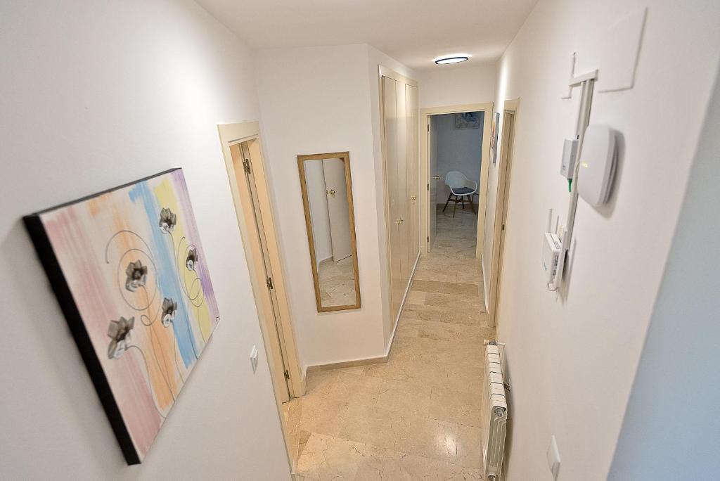 Fotografia z galérie ubytovania On Beach Deluxe Apartment with Pools and own Garden v destinácii El Puerto de Santa María