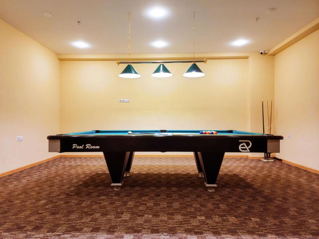 Biliár nebo kulečník v ubytování Hotel Residence Plaza