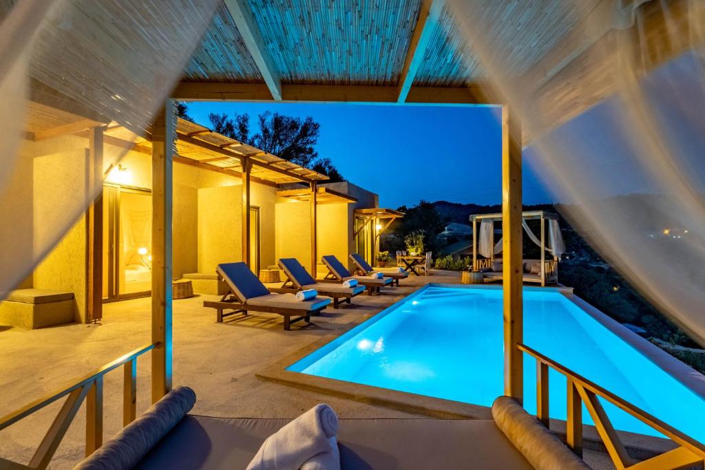 Bazén v ubytování Southside Bodrum nebo v jeho okolí