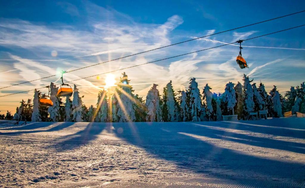K2 Aparthotel Klínovec Views - Mezonet Apt v zimě