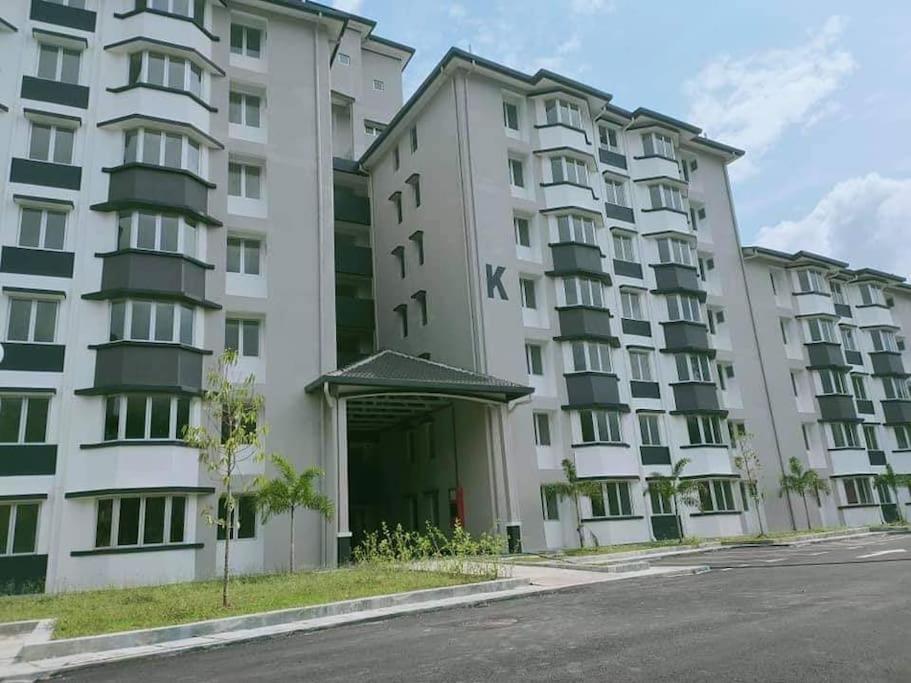 Apartment Stay in Puchong (near Cyberjaya), Puchong New Village