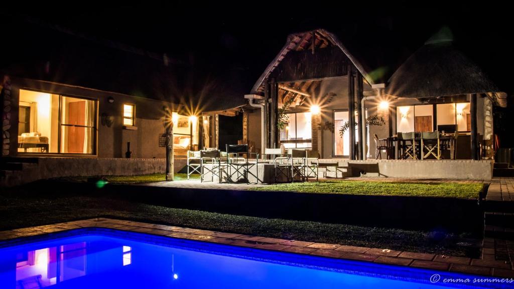 Πισίνα στο ή κοντά στο Lindanda Luxury Lodge