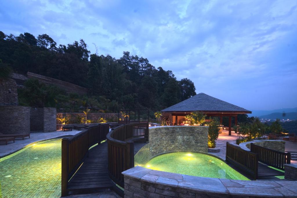 Dorje's Resort and Spa内部或周边的泳池