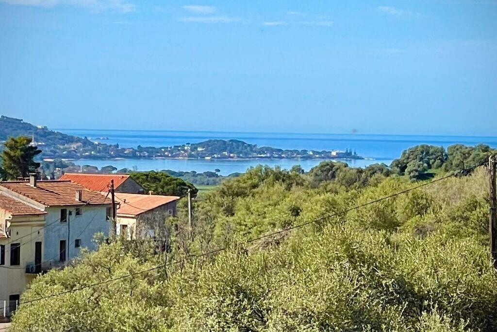 Villa proche mer exclusive 2 à 11 voyageurs, Bastelicaccia – Updated ...