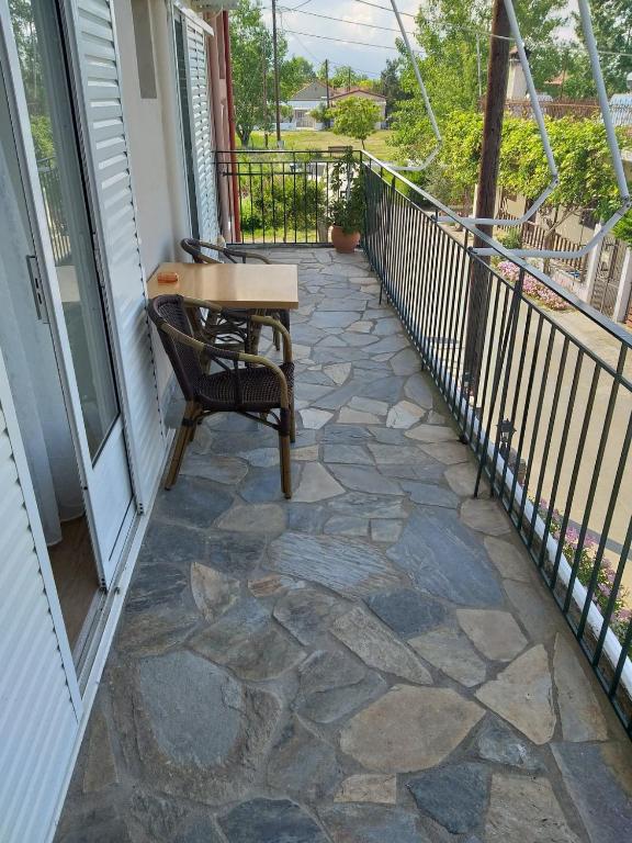 Balkón nebo terasa v ubytování Nostos Apartments