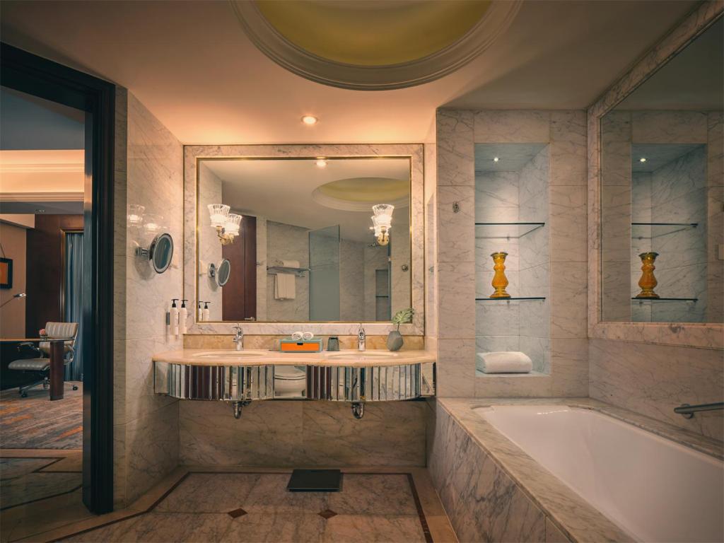 Koupelna v ubytování Wanda Yi Hotel Wuxi