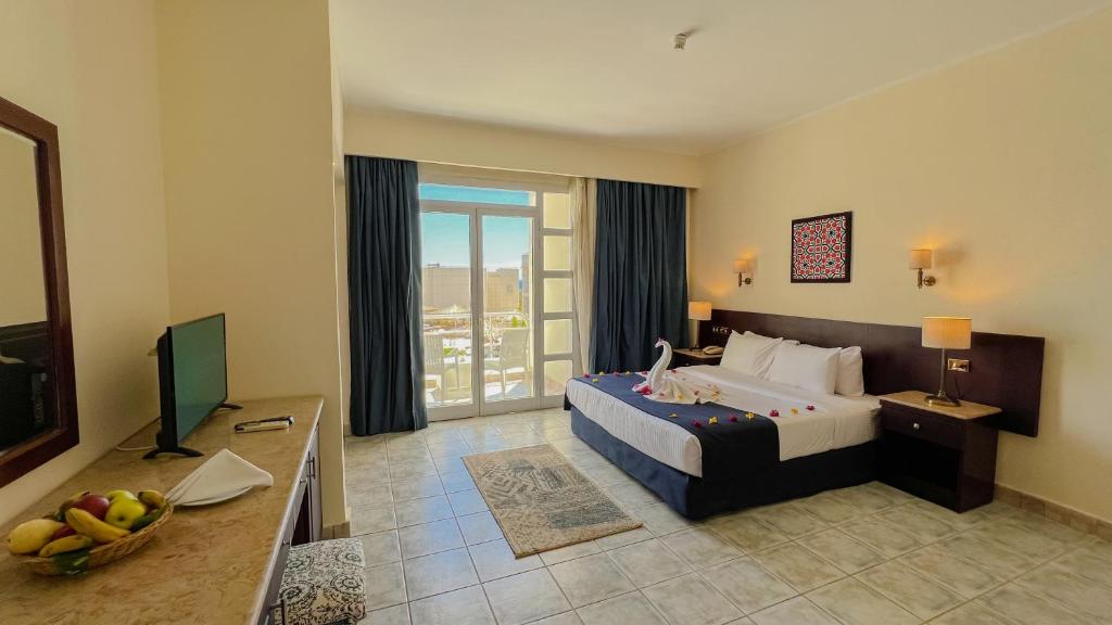 Sharm Reef Hotel - 11