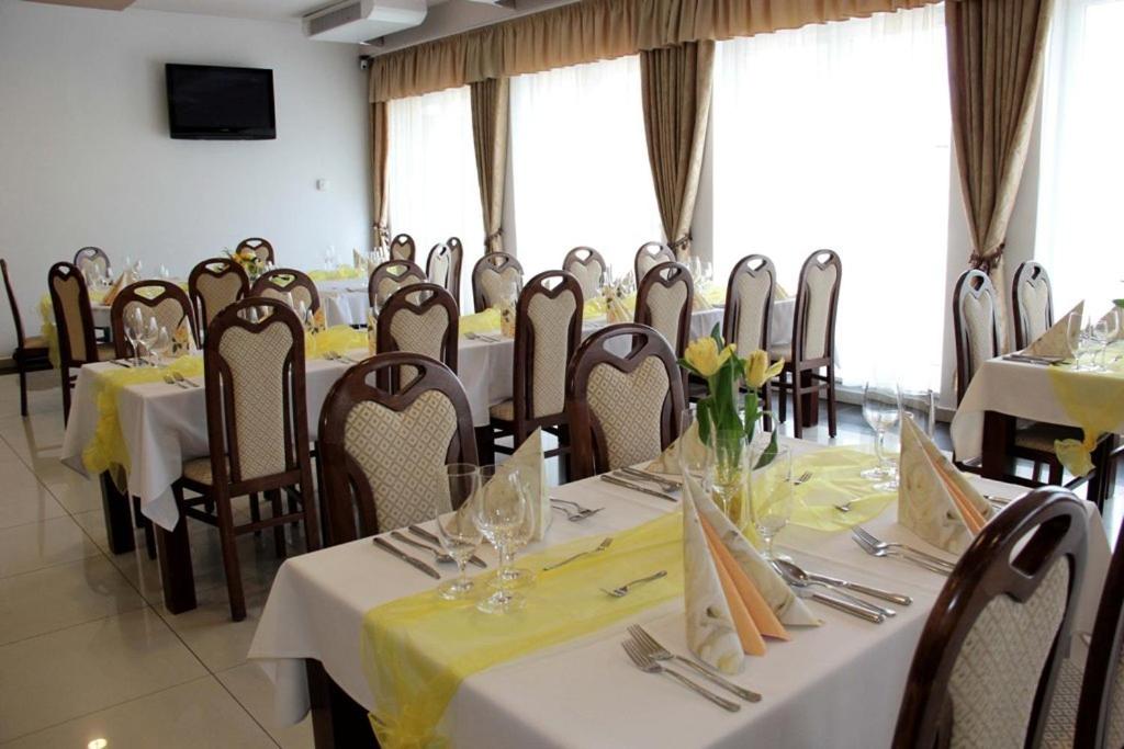 Restaurace v ubytování Hotel Auto Jas