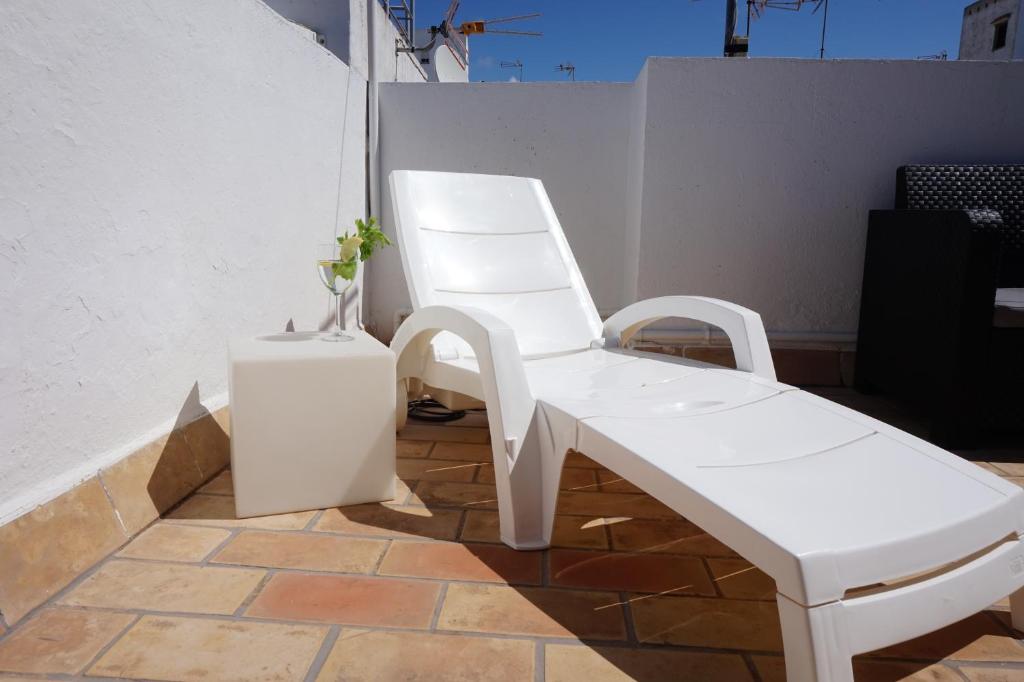 Fotografia z galérie ubytovania IMPLUVIUM Conil-Terraza Privada-Parking- mayores de 25 años v destinácii Conil de la Frontera