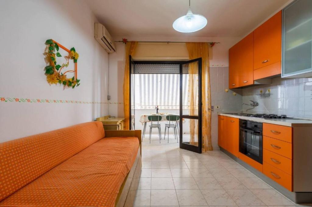ORANGE HOUSE