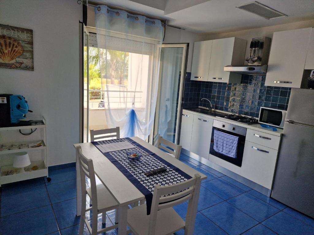 Kuchnia lub aneks kuchenny w obiekcie Acca residence