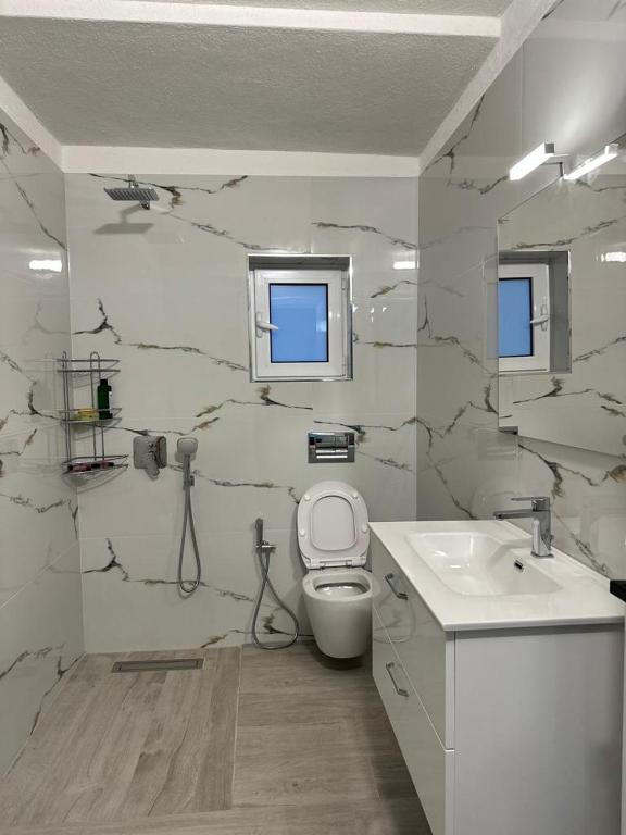 Real Luxury Apartments - Imazhi 3