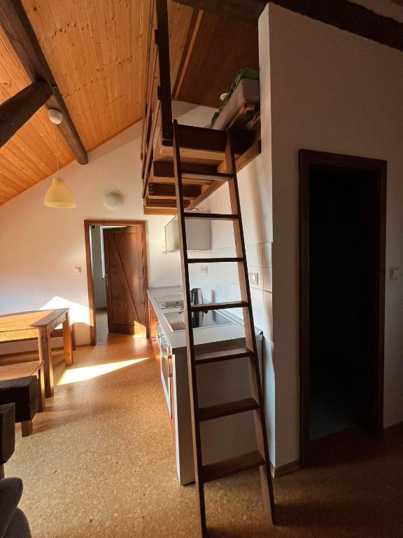 Postel nebo postele na pokoji v ubytování Apartments Cederika