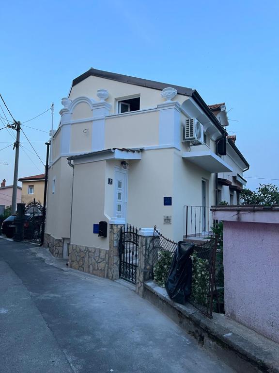 Amorino Apartman Studio - 6