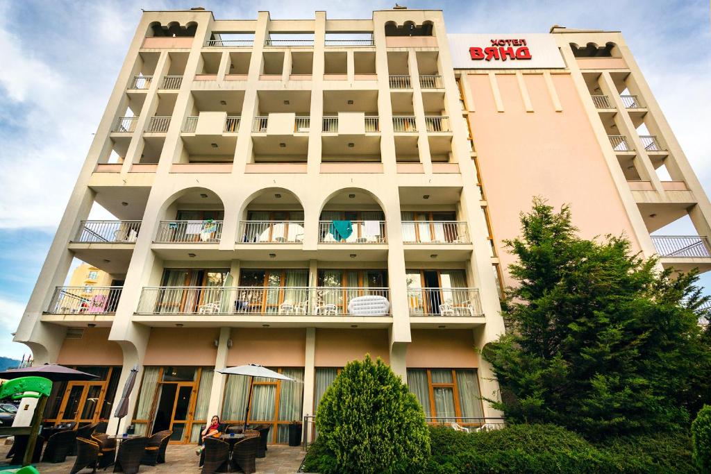Budova, kde se hotel nachází