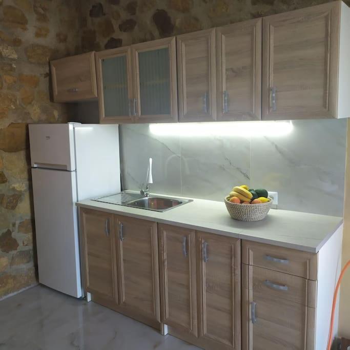 Gallery image of Studio Aphrodite in Afiartis