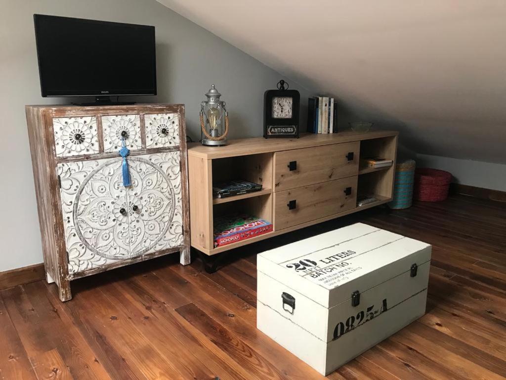 TV a/nebo společenská místnost v ubytování Casa Conchido