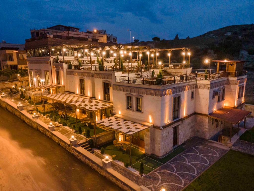 Garden Suites Hotel Cappadocia - Housity