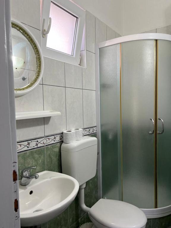 Koupelna v ubytování apartmani Natali