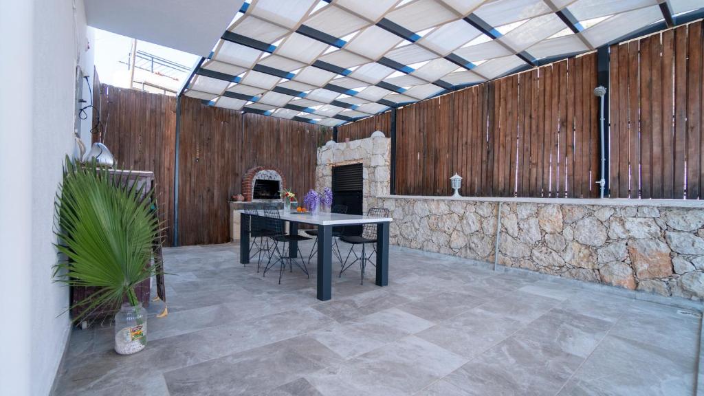 Fotografie z fotogalerie ubytování Villa Kübra v destinaci Kalkan