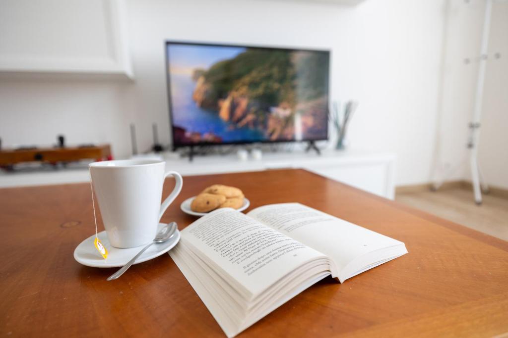 TV a/nebo společenská místnost v ubytování Casa soleggiata sull'altopiano