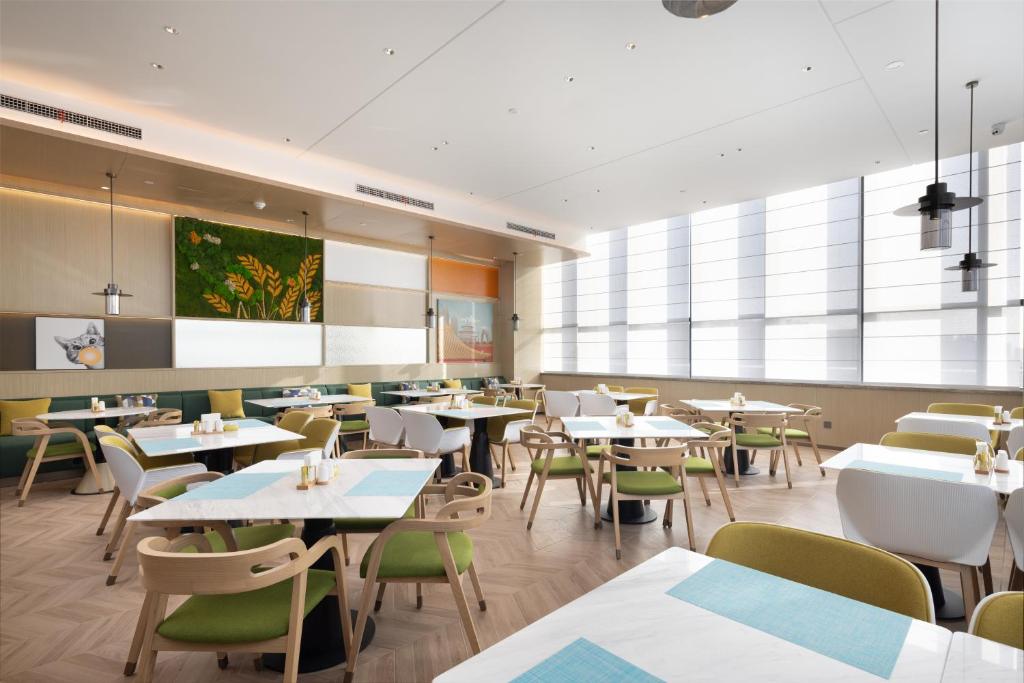Restaurace v ubytování Home2 Suites by Hilton Beijing Shunyi