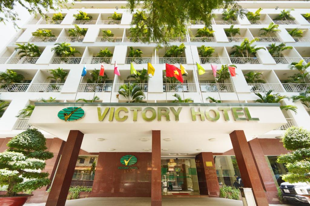 Toàn cảnh Victory Hotel Hue với vị trí thuận tiện tại trung tâm thành phố, phù hợp cho du khách muốn dễ dàng kết hợp nghỉ ngơi và khám phá các điểm nổi bật của Cố đô.
